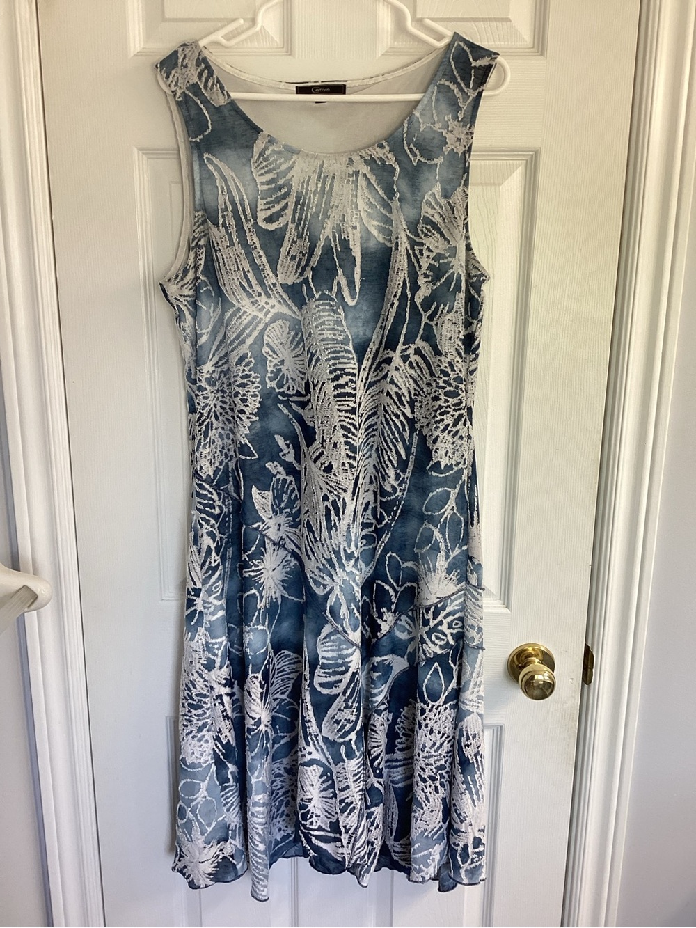 Ativa Blue and White Floral Sleeveless Midi Dress